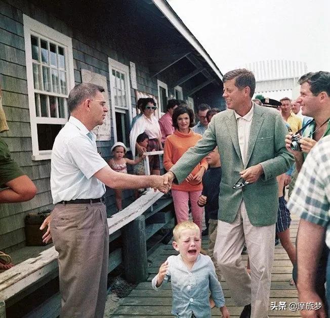 zara经典衬衫,zara衬衣是什么牌子