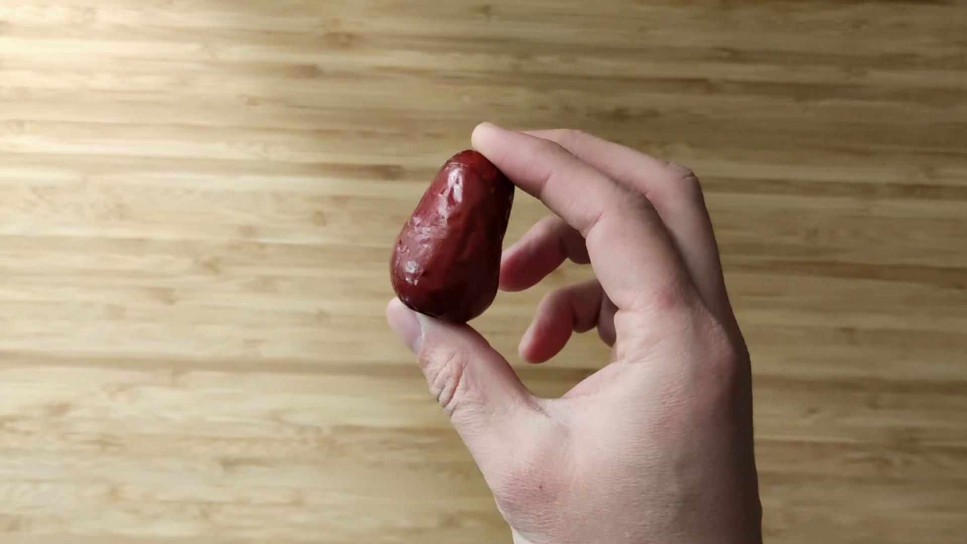 硫磺熏过的红枣要怎么处理才能吃,被硫磺熏过红枣应怎样处理才能吃