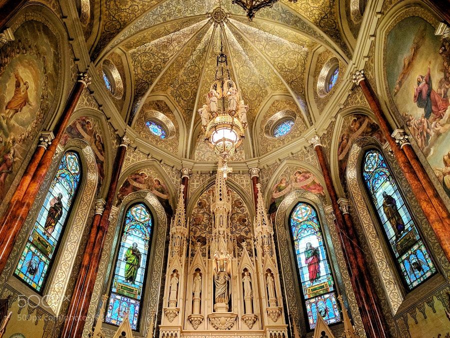 苍穹之下为信仰而出发举手投足见贵族的优雅