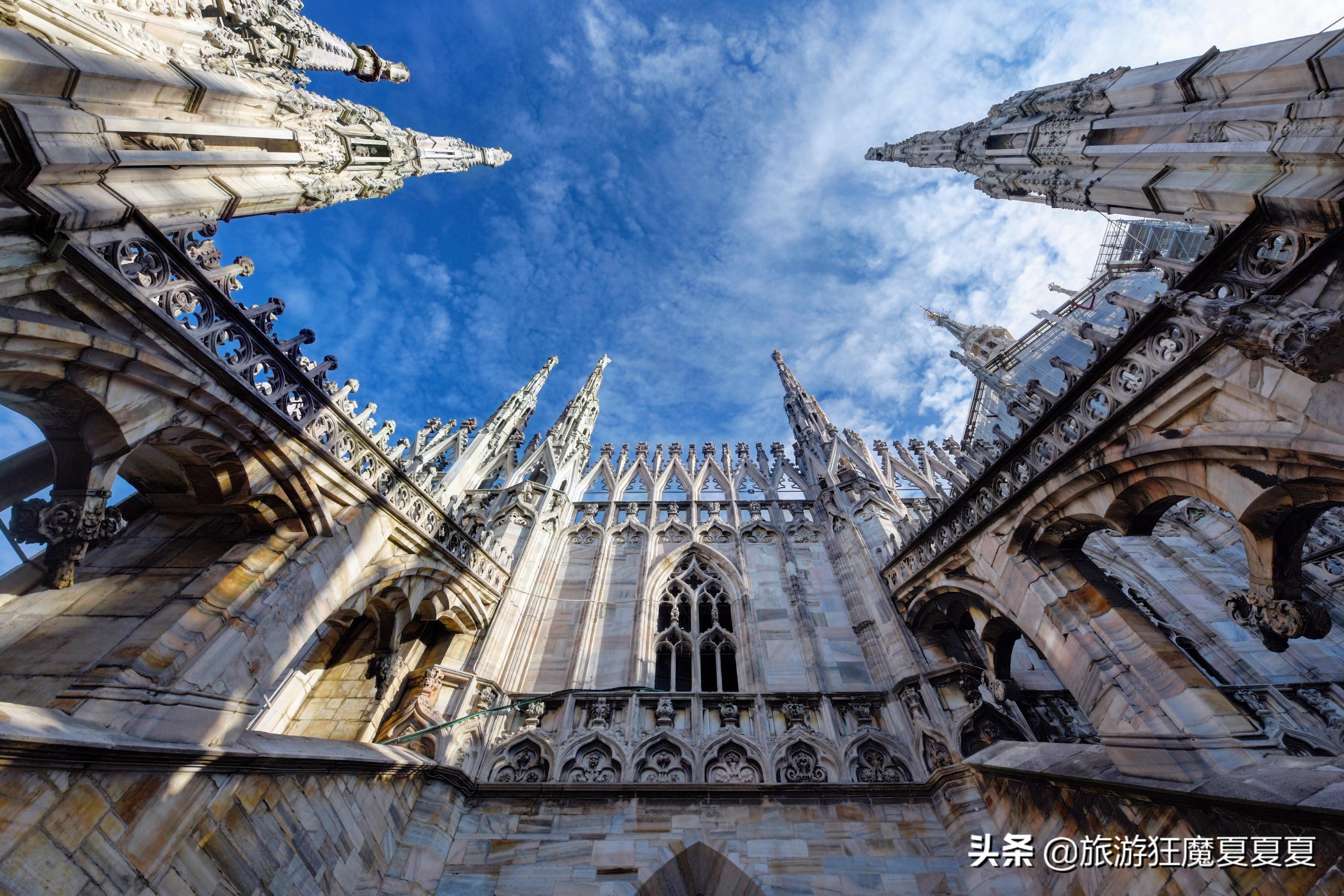 米兰大教堂拿破仑雕像,米兰建造600年的大教堂