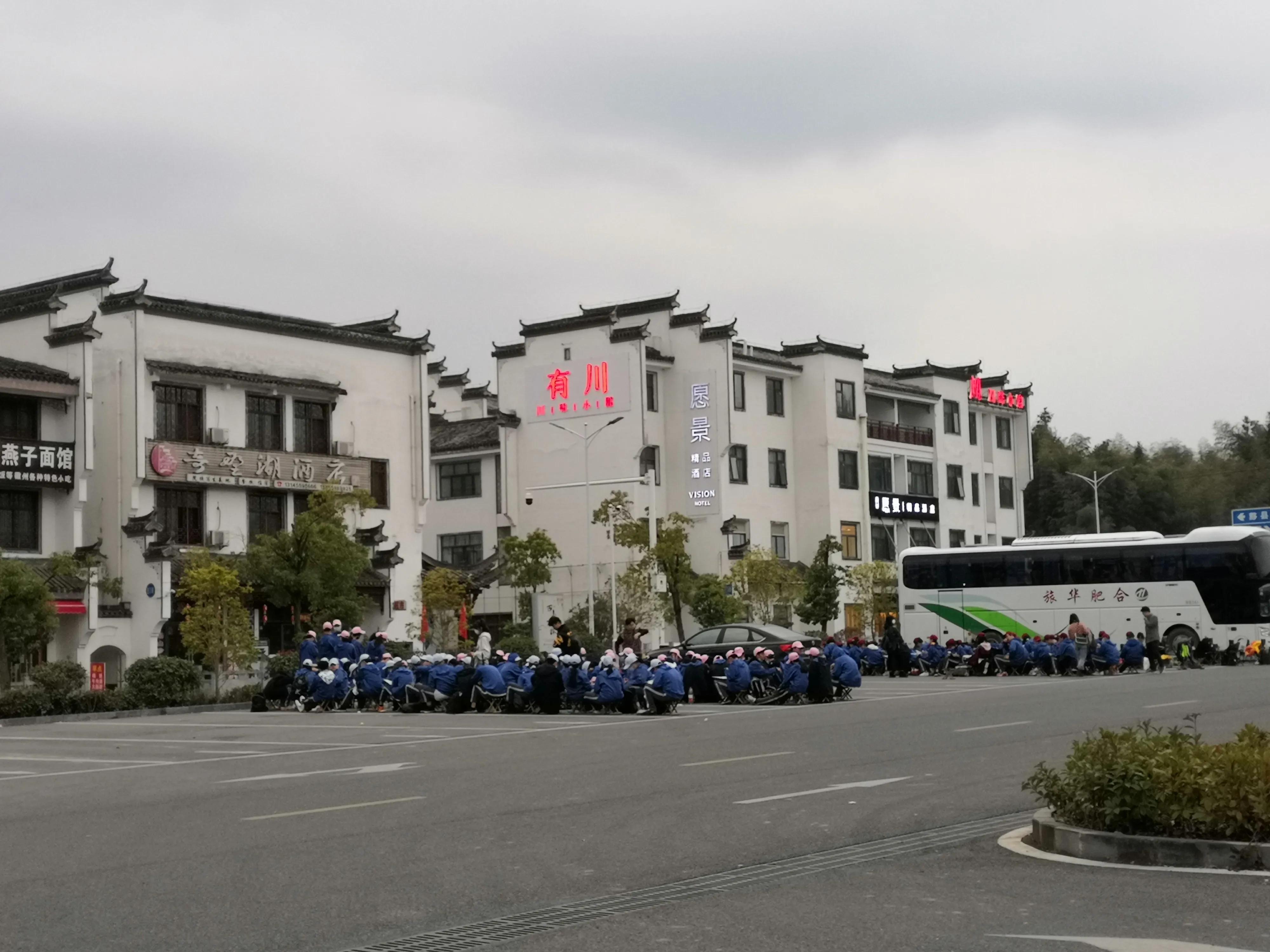 宏村里面的客栈怎么进去,宏村景区内部介绍