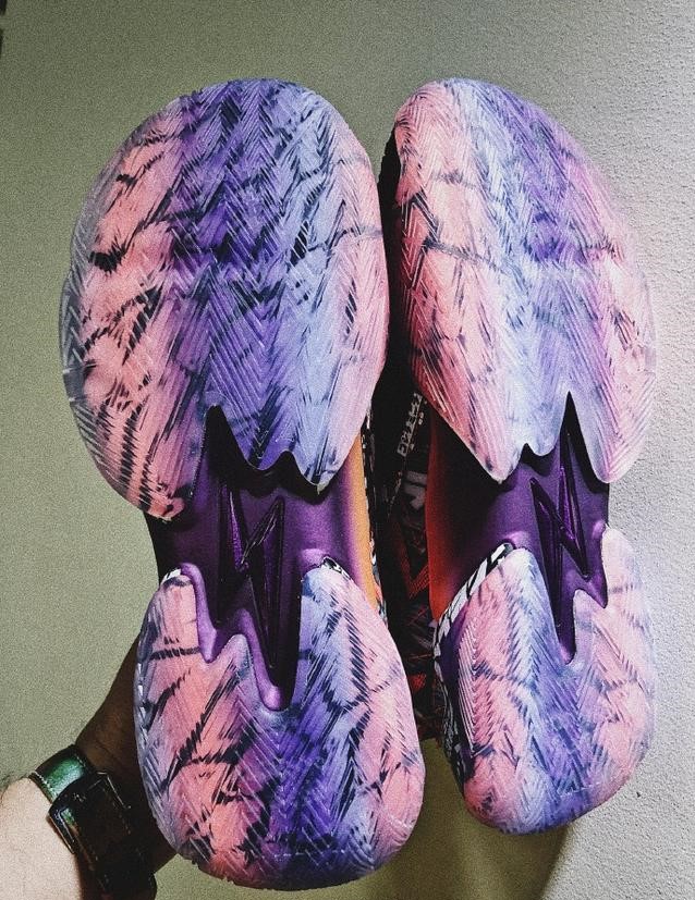 哥斯拉与酷斯拉融合,nike哥斯拉