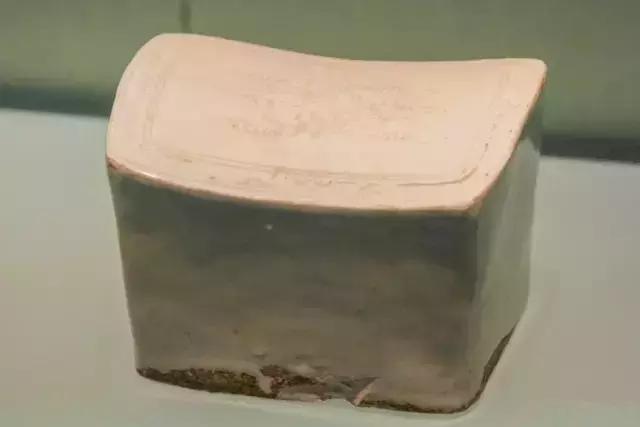 古代经典瓷枕,一枕清凉入梦来阅读
