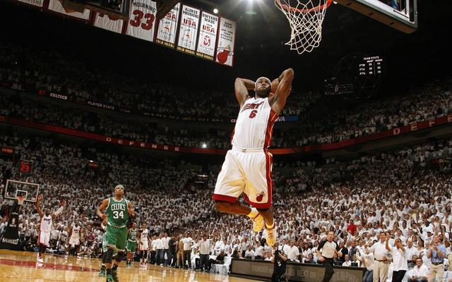 nba观众能上去打球吗,nba的球迷是个人多还是球队多