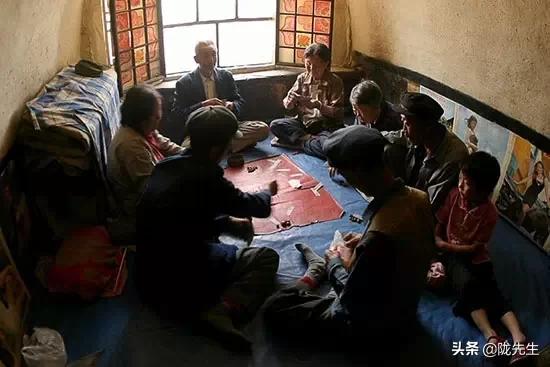 甘肃待客最高礼节上炕,甘肃民间礼仪