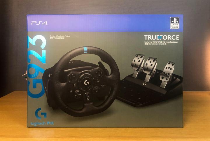 罗技g923力反馈方向盘 (开箱体验罗技g923赛车方向盘)