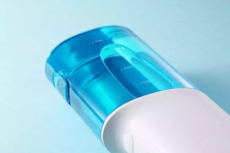 年轻人想要拒绝口臭，就该从饭后b-box开始练起