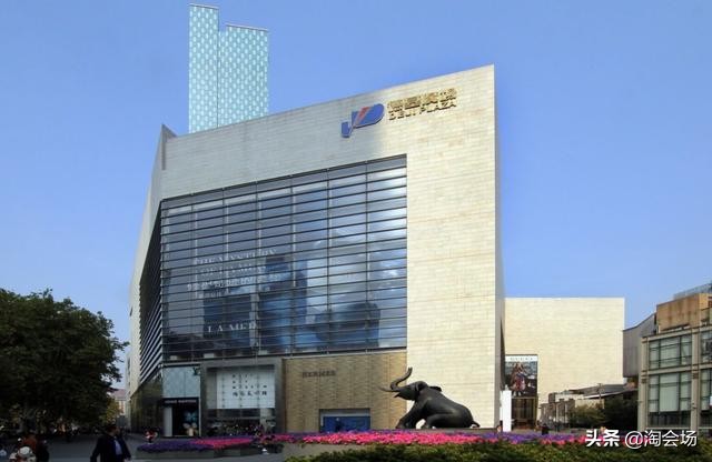 南京排名第一商场,南京德基在南京哪里