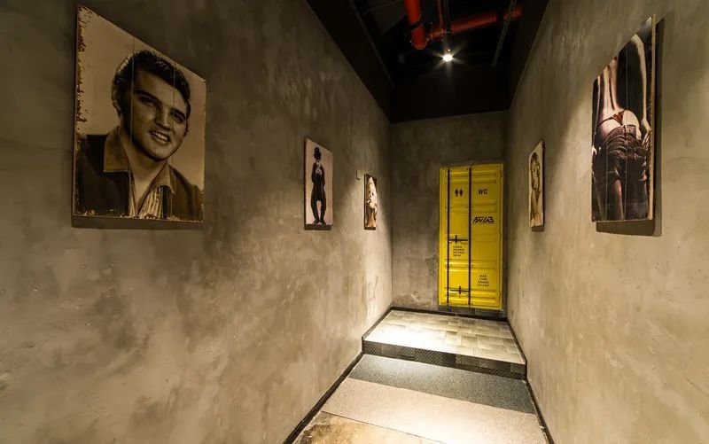 轰趴馆里的小型ktv多少钱,酒店式公寓轰趴棋牌馆