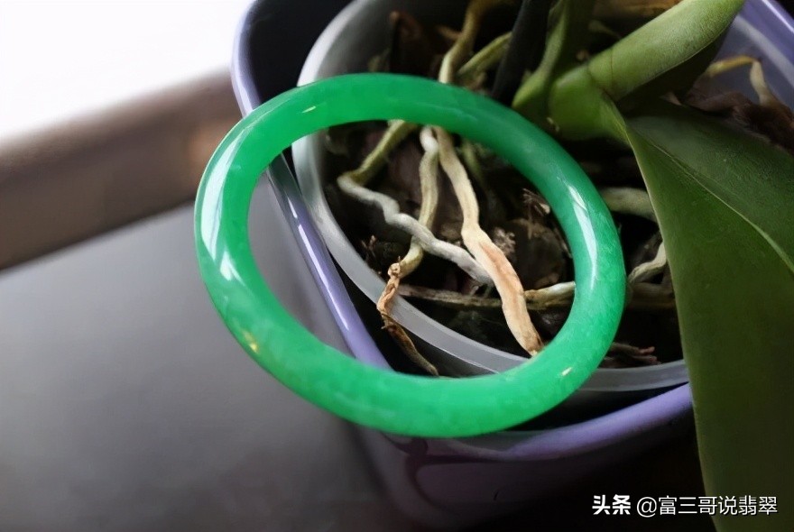 翡翠行家如何入行,翡翠行家免费手把手教你如何鉴定