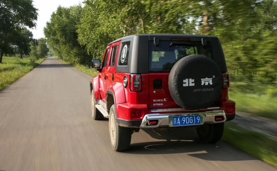 北京bj40汽车2.0t,北京bj402.0t8at试驾视频