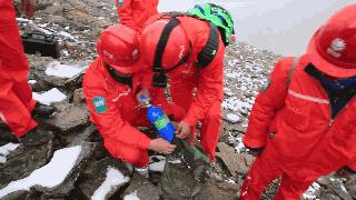 郑州暴雨后朋友圈流传的这些故事，暴露了藏在中国人骨子里的高贵