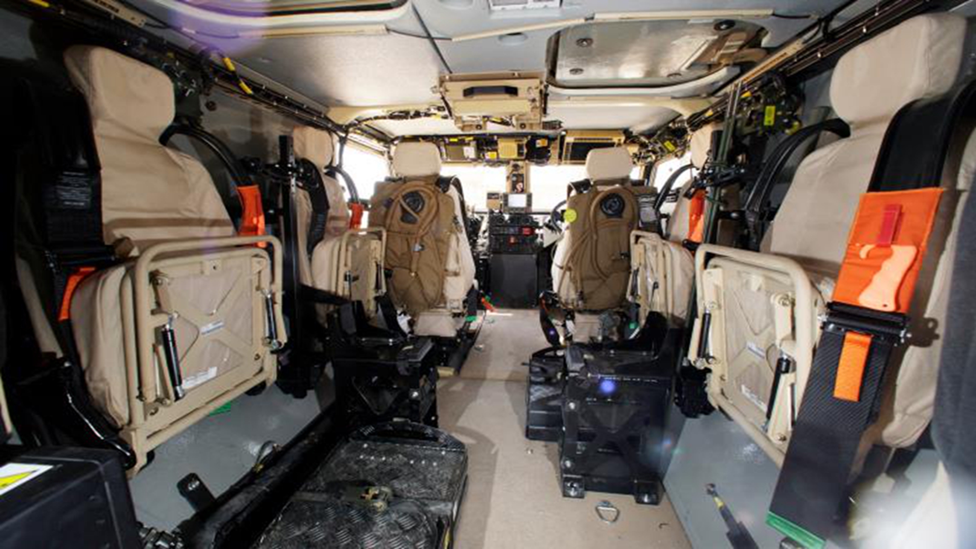 最好的军用越野车十大排名,十大最牛军用越野车排名榜