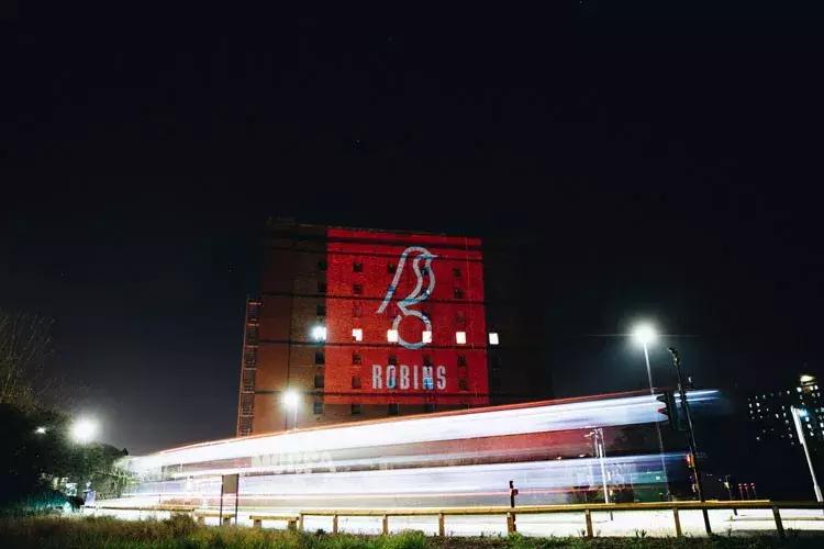 布里斯托尔城足球俱乐部,体育俱乐部海报设计