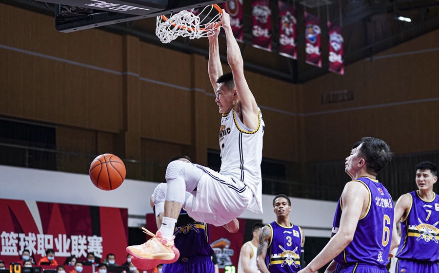 张镇麟在辽宁打控卫,辽篮总决赛15人大名单