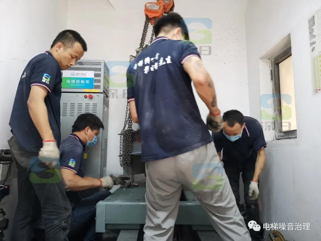 顶楼复式电梯噪音,顶楼不共墙的电梯噪音怎么解决