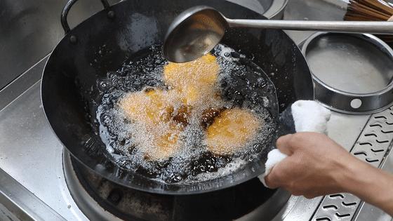 吃货炸鸡排,香酥炸鸡排的配方视频