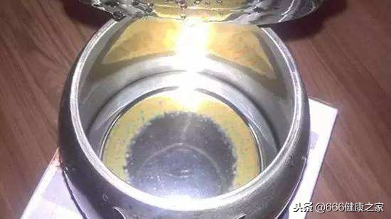 用醋清理水壶,用米醋清除烧水壶水垢步骤