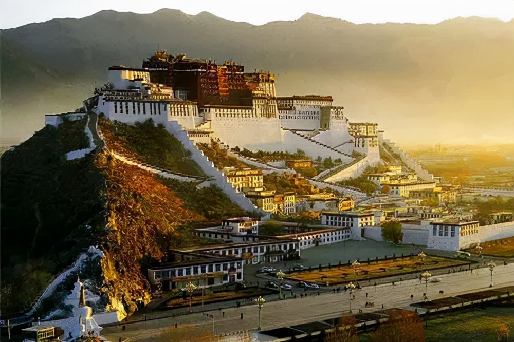 修钢板，修钢笔，修成一个占有率达7成的文印帝国，不服都不行