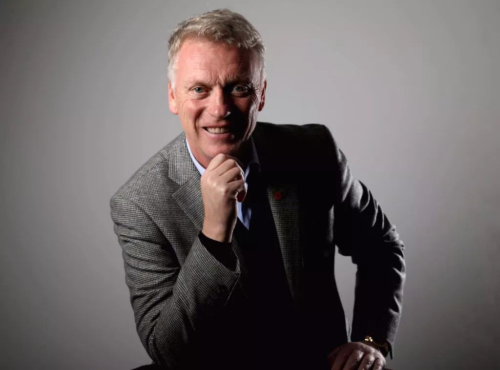 这个赛季曼联换了几个教练,曼联最近三任一队队长是谁