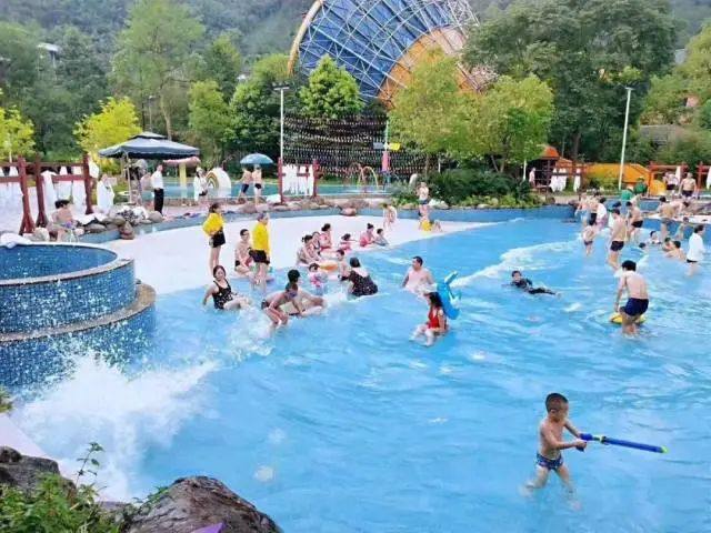 花水湾旅游度假区酒店,花水湾金陵温泉酒店是天然温泉吗