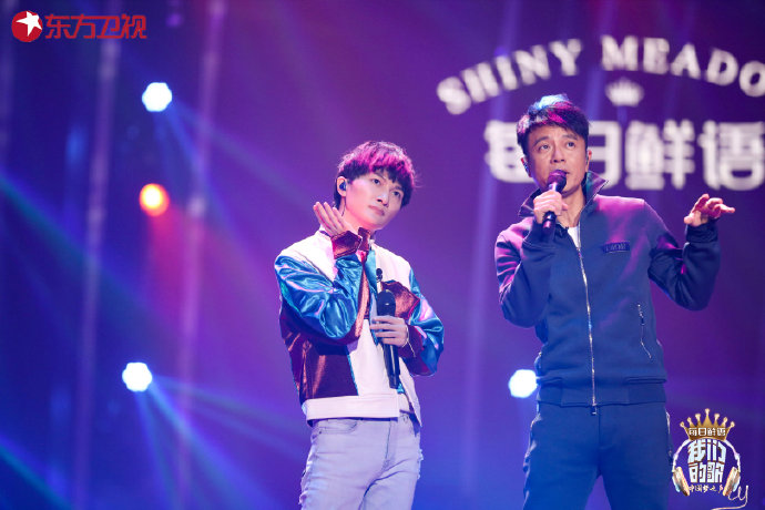 看完《我们的歌》，你身边还有人不爱勤深深吗