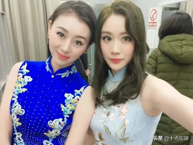 范志毅大女儿和二女儿同框,范志毅谈女儿在家中的地位