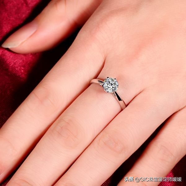 你知道钻戒怎么保养和售后吗,钻石戒指掉了钻可以保修么