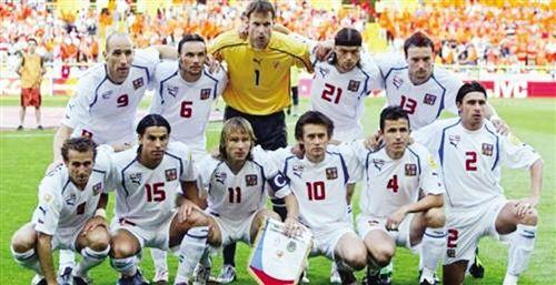 世界足坛近十年十大最强球星,2014年西班牙黄金一代