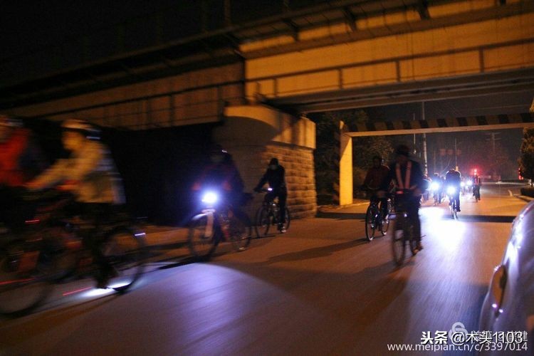 在路上之列车情怀,在路上之逐梦前行