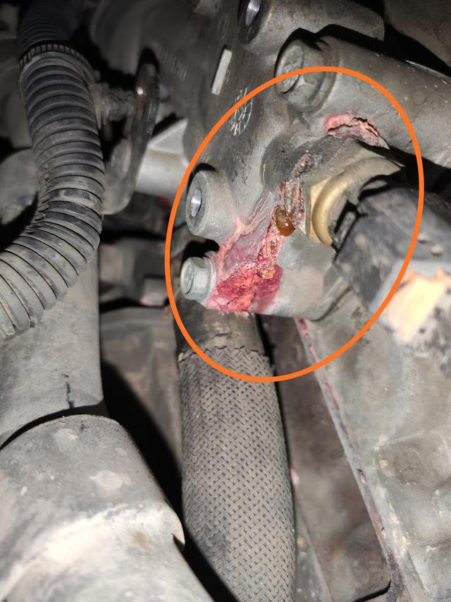 雪铁龙世嘉底盘异响,雪铁龙世嘉底盘尖锐异响