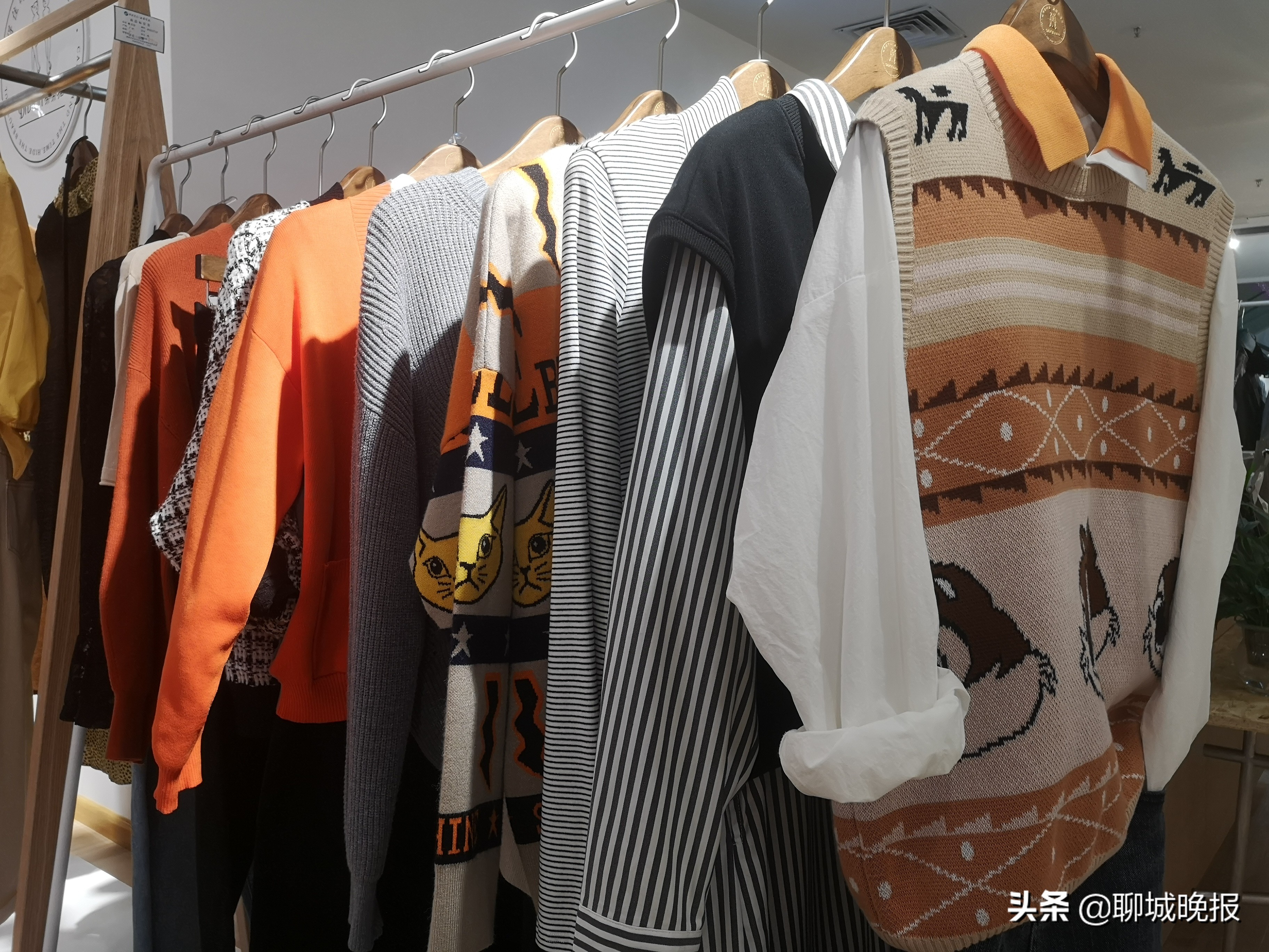 聊城市百大金鼎购物中心,聊城百大金鼎