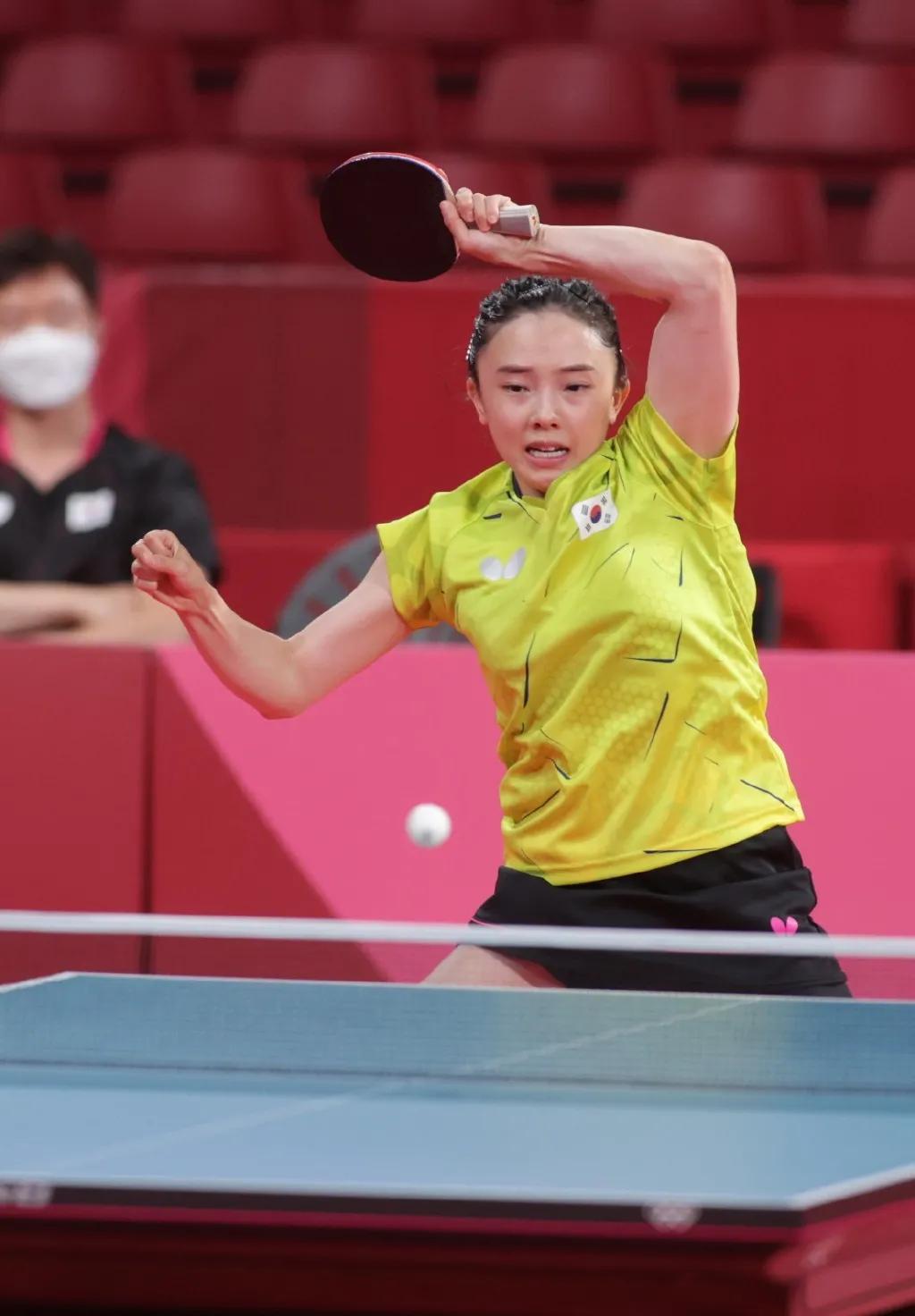 为别的国家征战的运动员,为中国比赛打乒乓球的人都有谁