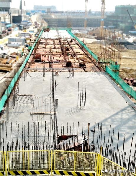跳仓法施工缝怎么处理,跳仓法施工动画