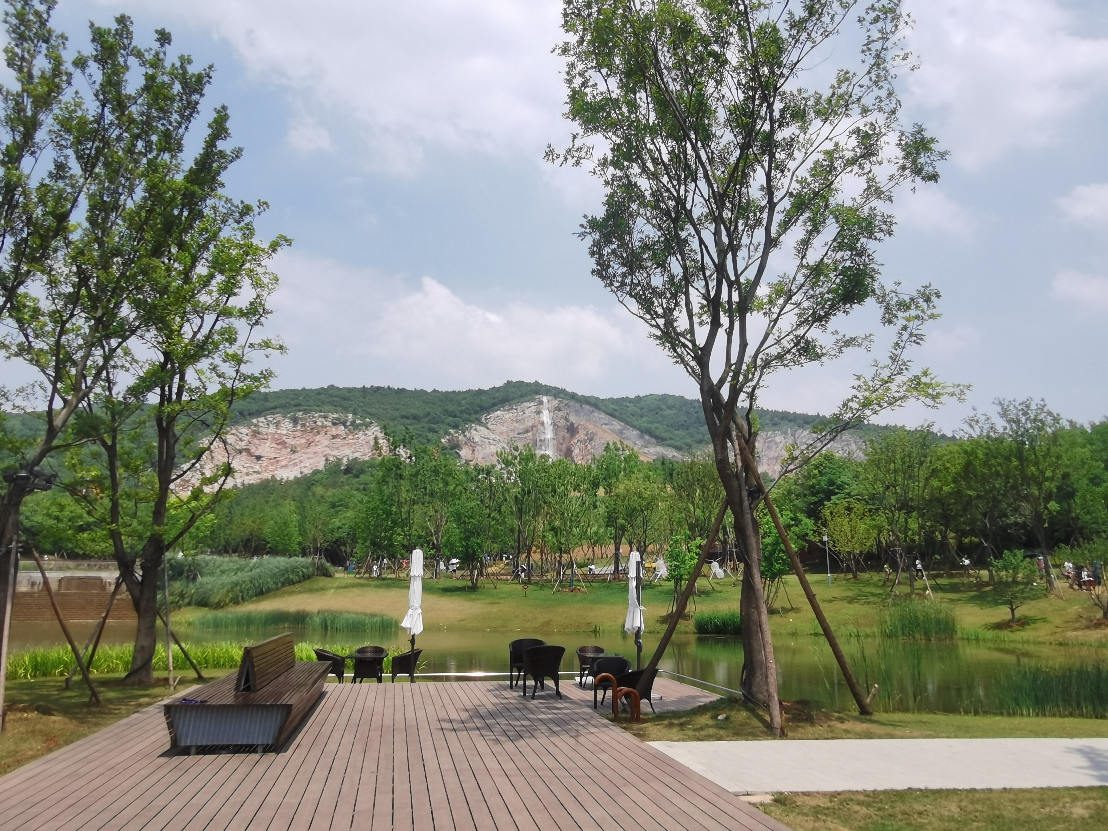 化腐朽为神奇的创作,化腐朽为神奇玉雕作品