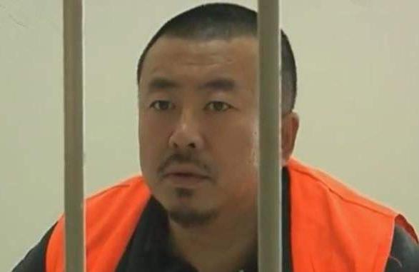 从“抢劫犯”到“黄金配角”，潜逃13年终落网，吉世光的戏剧人生