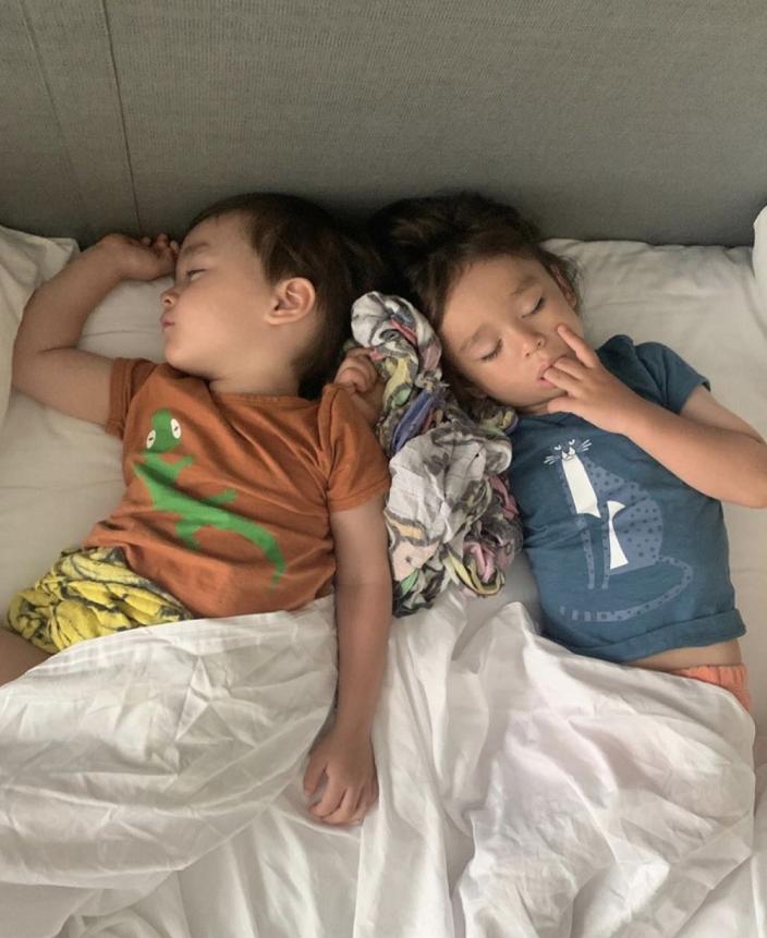 朴娜恩朴建厚微博超话,建厚和朴娜恩最新视频