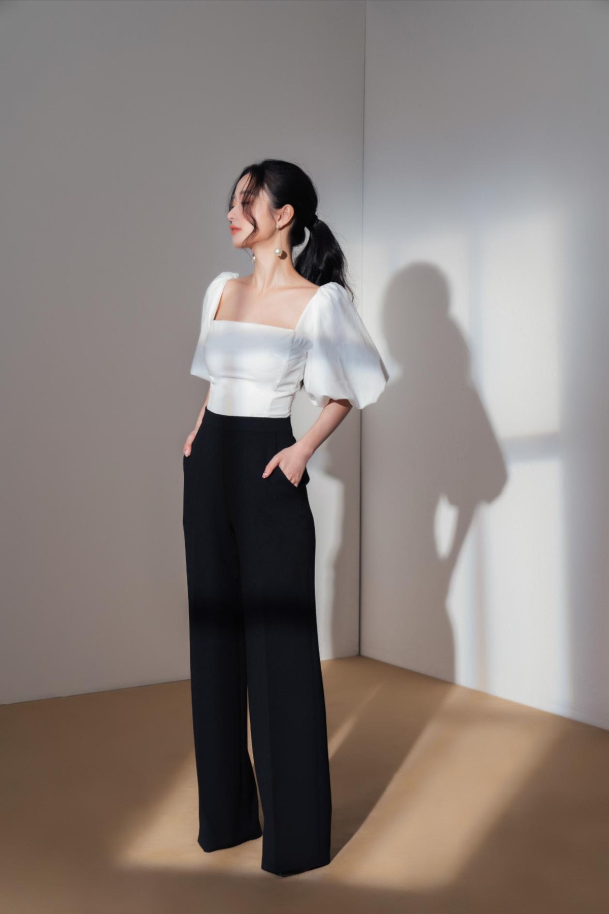 梨形身材女生夏日穿搭雷区,梨形身材避免穿什么裤子