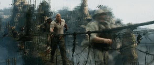 色香味俱全，从童年阴影到成人喜剧，别小看女神这部「R级」片