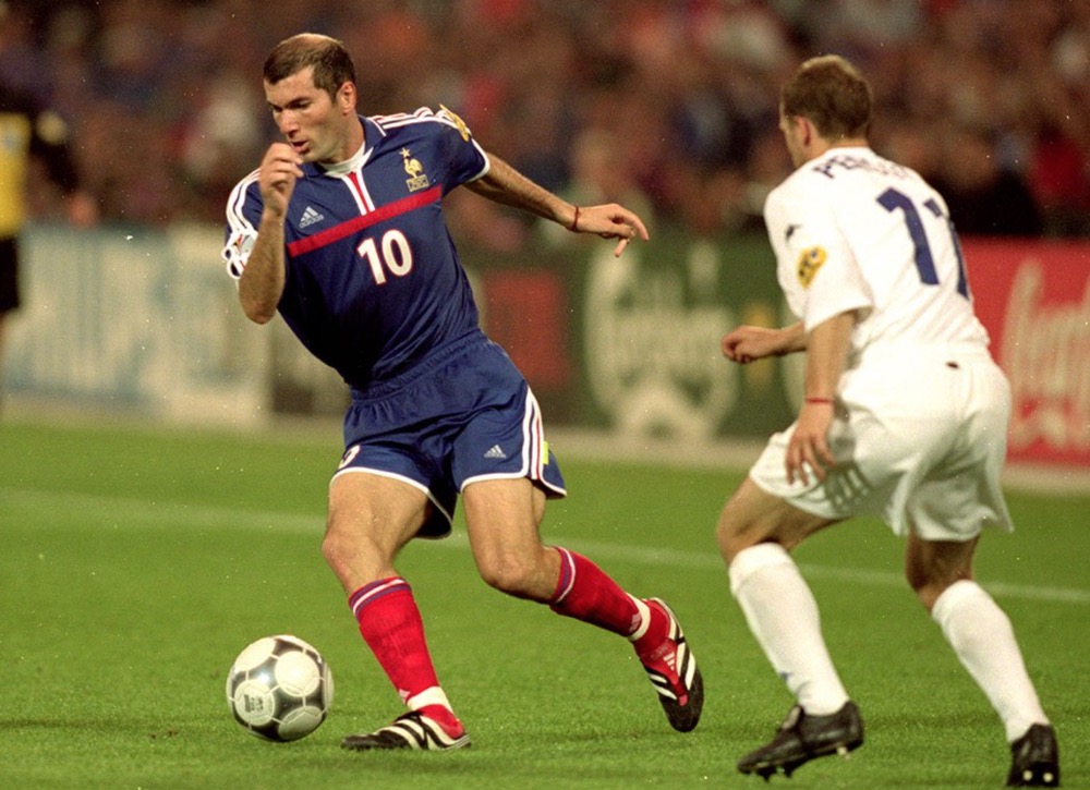 足球史上7号球员排名,历史上最强的十位足球球员颁奖