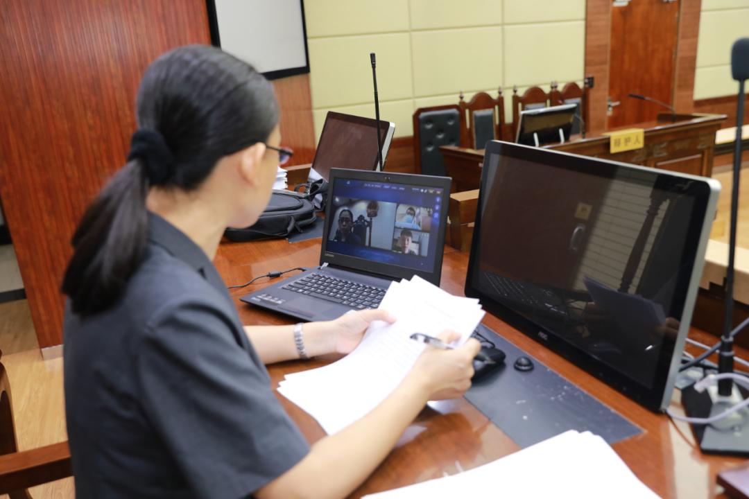 代购10克冰毒判刑多少年,代购毒品处罚案例