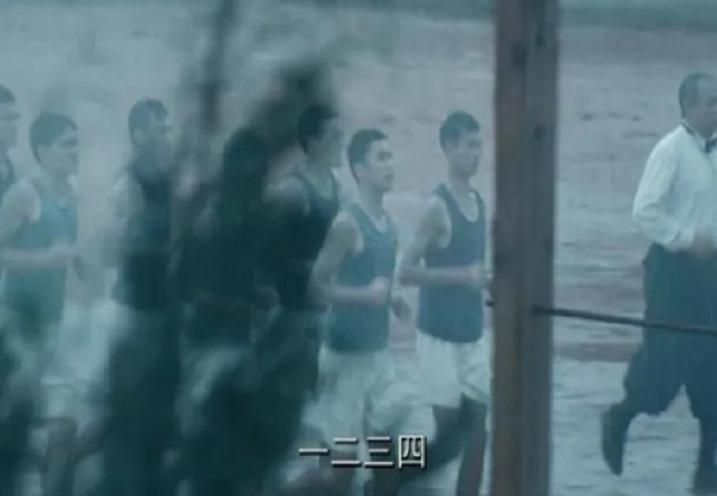 清华大学回应18个学生后续情况,清华有多少男生3000米跑进12分钟