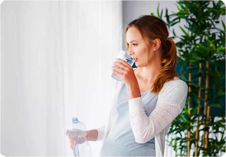 怕水肿所以少喝水？错了！孕妇喝水须知4要点