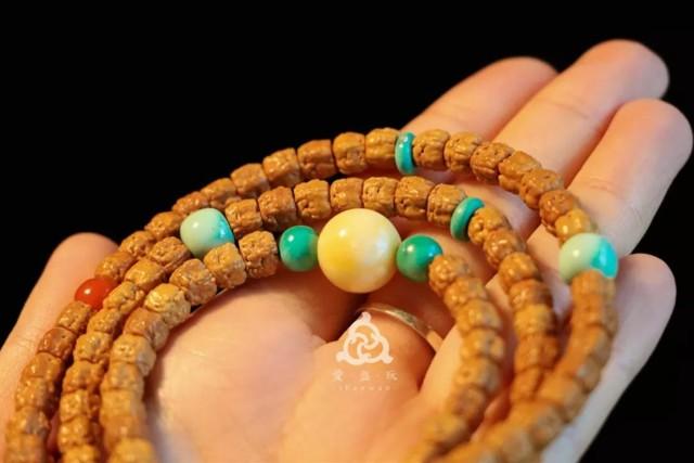 佛手小金刚三日红入手后如何盘玩,佛手小金刚天盘红