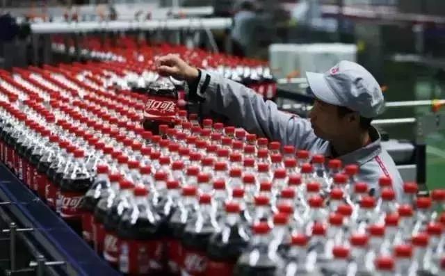 奶茶怎么变饮料,奶茶店可乐饮品怎么做