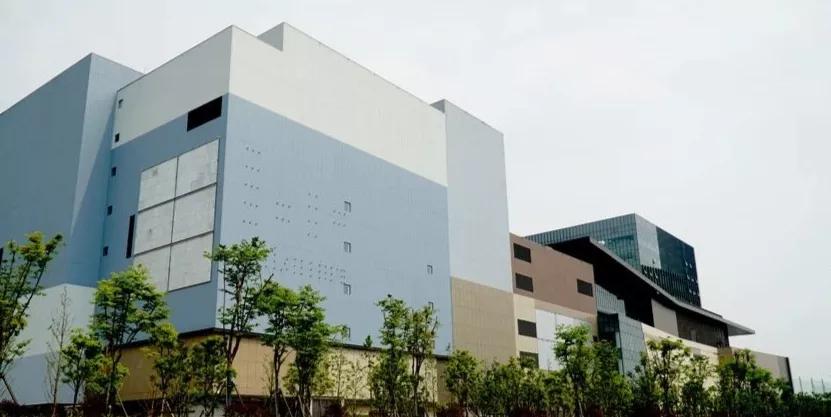 上海浦东世纪大道地标,上海浦东圆形地标建筑名称