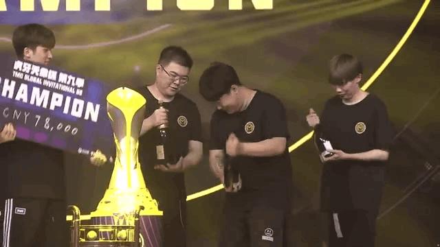 4am季后赛首鸡各大主播反应,4am季后赛最后一场omg