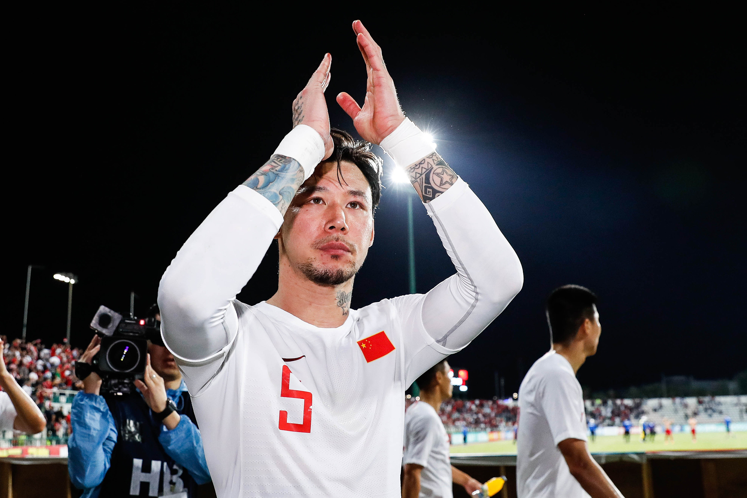 里皮经典首秀,里皮首次解释自己不抢钱的原因