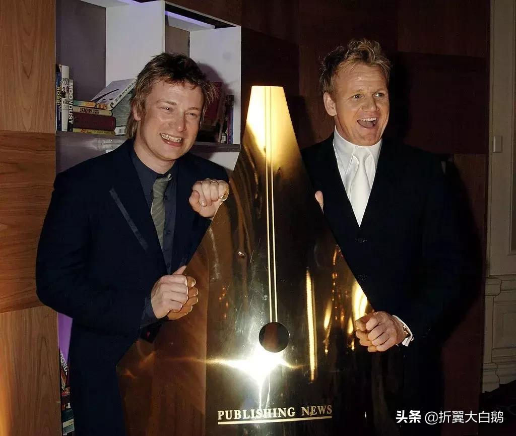 从足球小将到灌篮高手,从足球小将到十六强