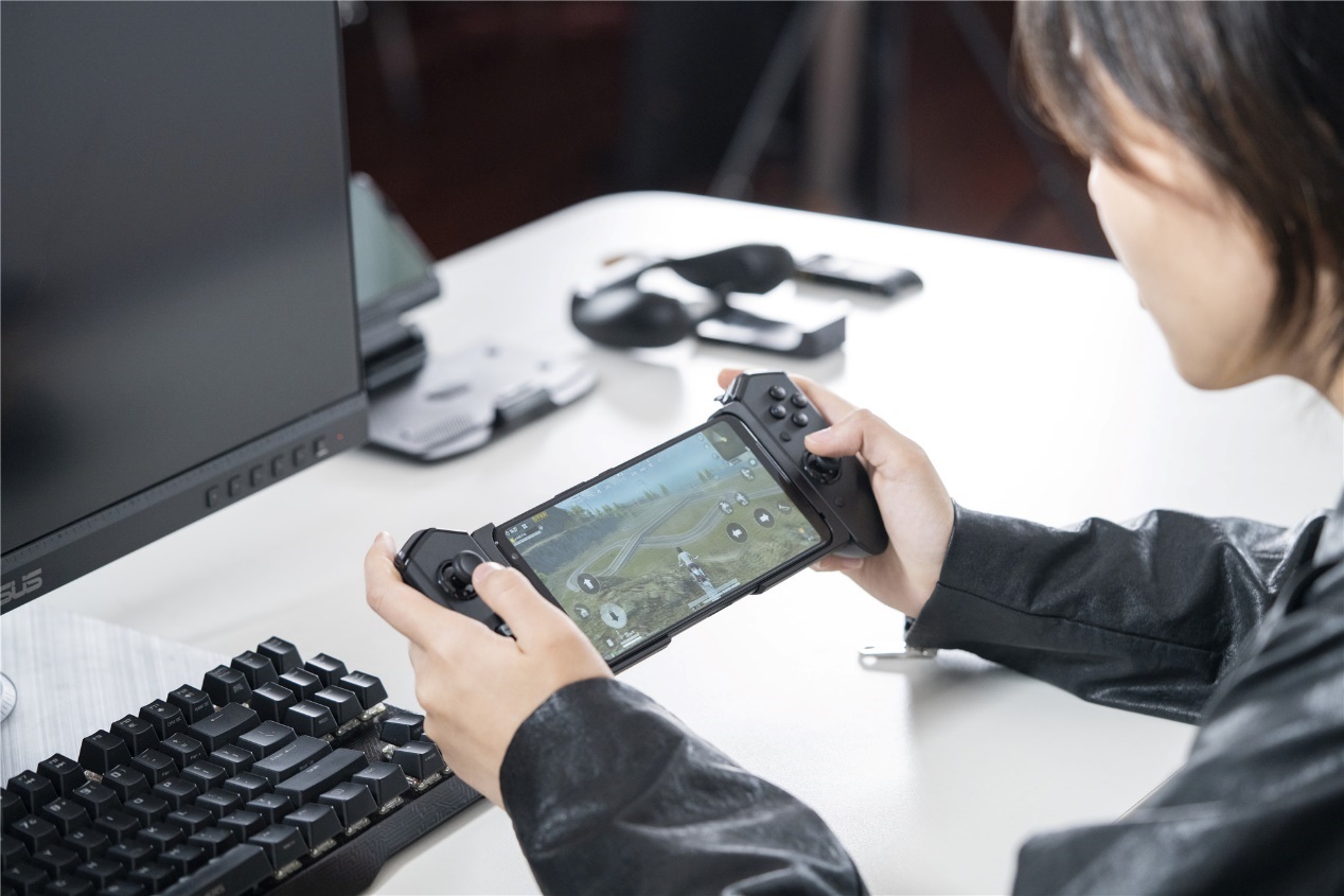 买游戏送箱子,买手机送游戏装备